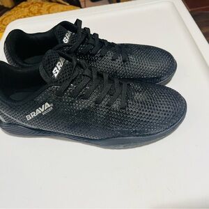 Brava Men's Black Athletic Soccer-Inspired Training Shoes Sz 71/2